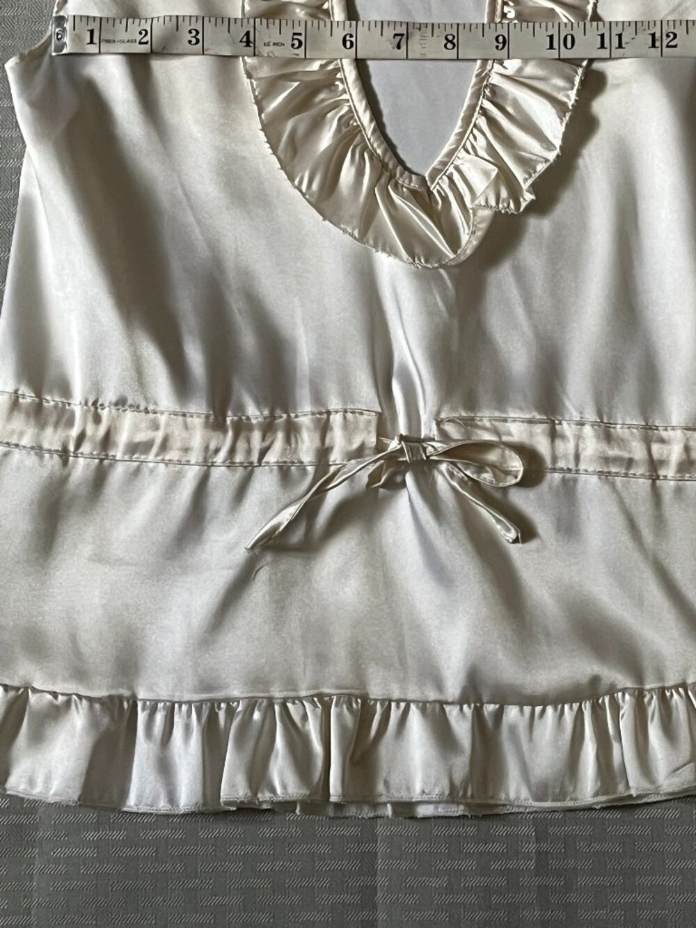 Stylish  Satin Beige Blouse For Women's size M - Picture 5 of 6